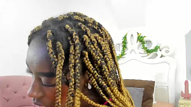 SamantaMarquez online show from 18, 3, 2025