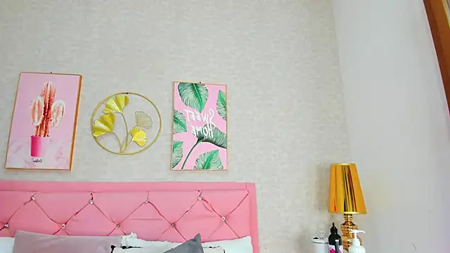 SamantaMarquez online show from 10, 5, 2026