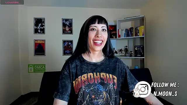 Snapshot of Nezuuuuu_ chatting on 3, 10, 2025 Nezuuuuu online show from 3, 10, 2025