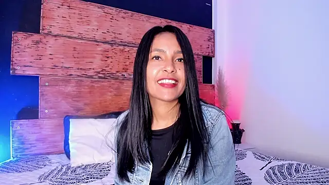 Fernanda liie  online show from 20, 5, 2026
