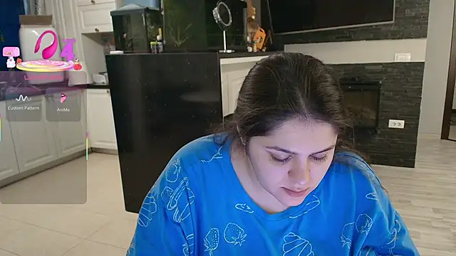 Snapshot of Layla- chatting on 12, 2, 2026 Layla- online show from 12, 2, 2026