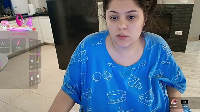 Snapshot of Layla- chatting on 19, 2, 2026 Layla- online show from 19, 2, 2026