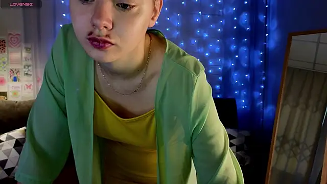 meow mellie online show from 15, 9, 2025