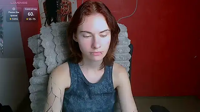 Snapshot of Fiona_Night chatting on 5, 8, 2026 Fiona Night online show from 5, 8, 2026