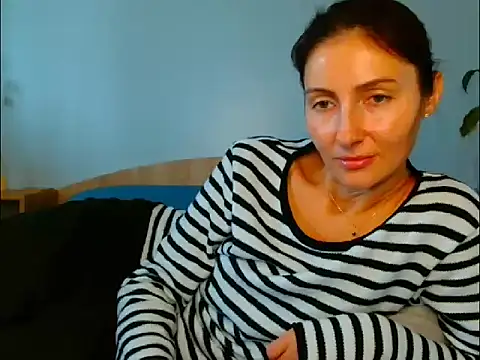 Snapshot of Irina9793 chatting on 9, 10, 2025 Irina9793 online show from 9, 10, 2025