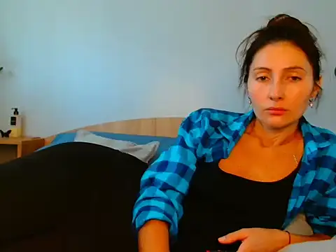 Snapshot of Irina9793 chatting on 15, 10, 2025 Irina9793 online show from 15, 10, 2025