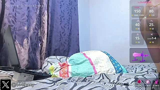 Snapshot of Thony444 chatting on 19, 10, 2025 Thony444 online show from 19, 10, 2025