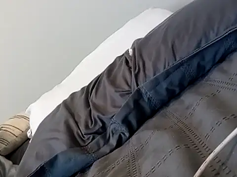 Snapshot of Mouththisbigdick chatting on 29, 10, 2025 Mouththisbigdick online show from 29, 10, 2025