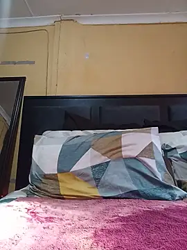 JuicyMilkyTizzy online show from 15, 5, 2026