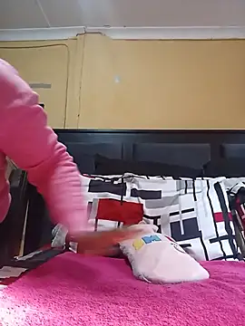JuicyMilkyTizzy online show from 3, 6, 2026