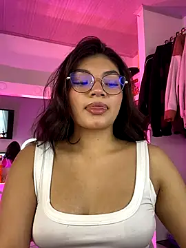  Camilaaa  online show from 11, 9, 2025