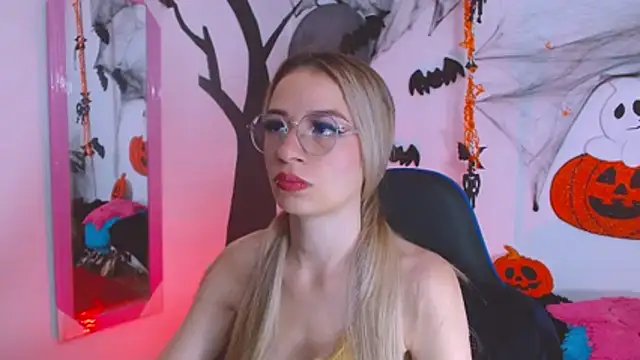 hannah 026 online show from 28, 10, 2025