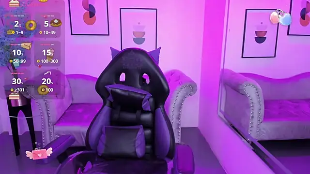 Agatha luxx online show from 19, 3, 2025