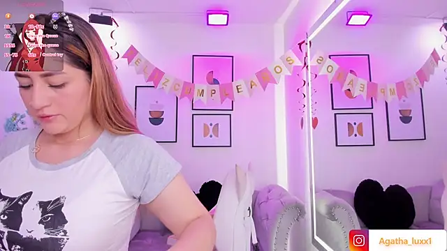 Agatha luxx online show from 22, 10, 2025