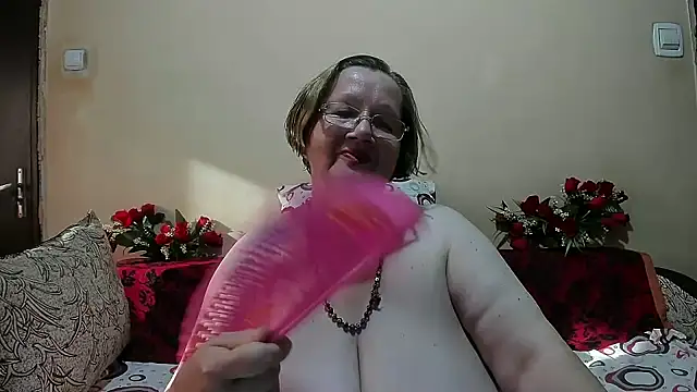 SingleMILF online show from 7, 7, 2026