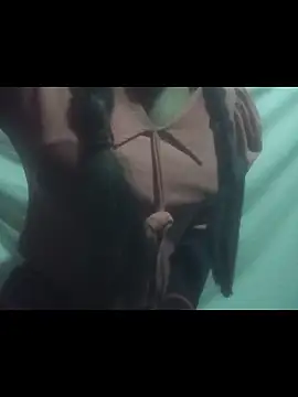 Snapshot of Emma10th chatting on 25, 11, 2025 Emma10th online show from 25, 11, 2025