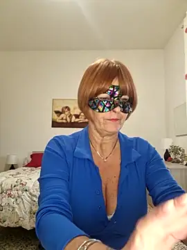 Snapshot of Gattina74 chatting on 11, 10, 2025 Gattina74 online show from 11, 10, 2025