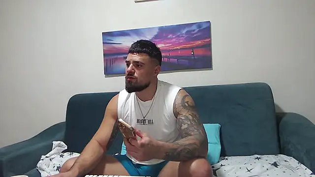 Snapshot of Tiberius_hunk chatting on 1, 10, 2025 Tiberius hunk online show from 1, 10, 2025