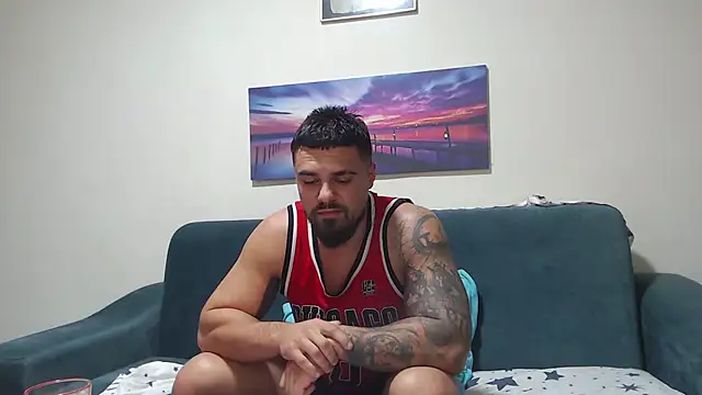 Snapshot of Tiberius_hunk chatting on 17, 10, 2025 Tiberius hunk online show from 17, 10, 2025