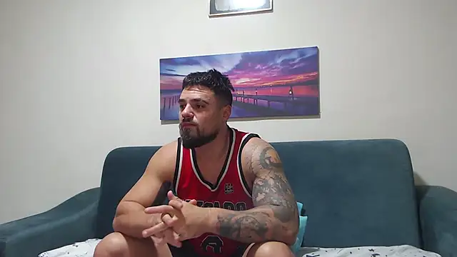 Snapshot of Tiberius_hunk chatting on 19, 10, 2025 Tiberius hunk online show from 19, 10, 2025