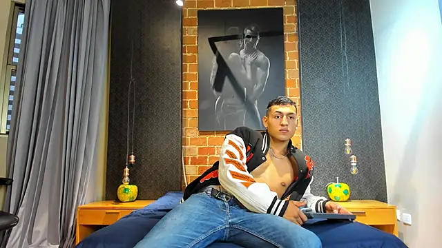 Snapshot of NoahVolkov chatting on 1, 3, 2025 NoahVolkov online show from 1, 3, 2025