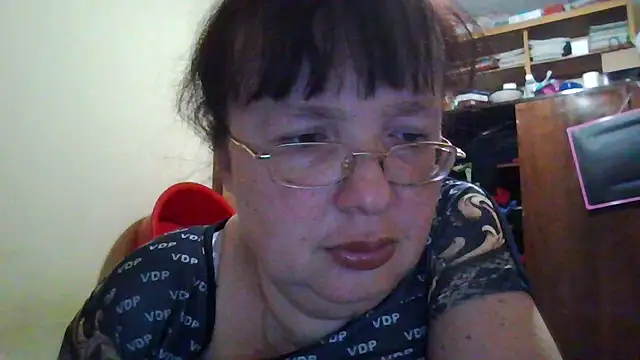 Queen-Elizabeth-25 online show from 4, 3, 2025