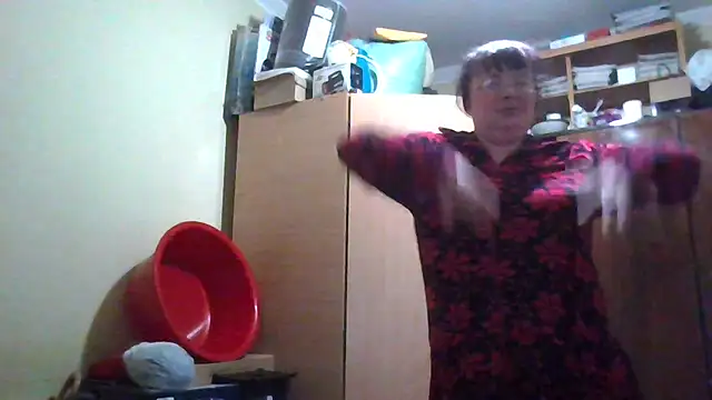 Queen-Elizabeth-25 online show from 9, 3, 2025