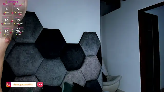 Dylan Turnerr online show from 9, 9, 2025