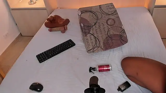 BeverlySteel online show from 9, 11, 2025