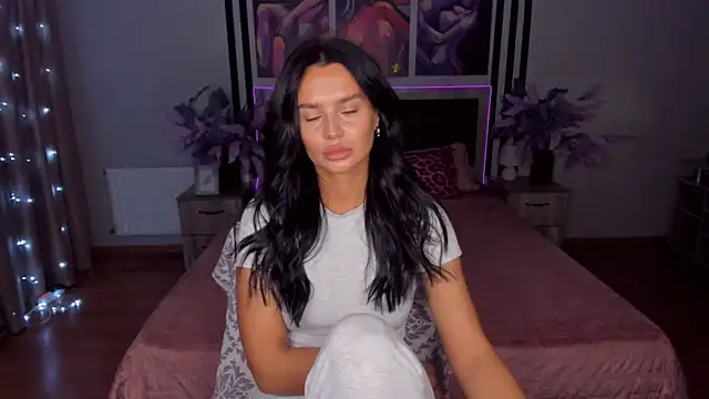 DanaSincere online show from 24, 9, 2025