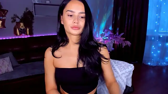 Snapshot of DanaSincere chatting on 4, 5, 2026 DanaSincere online show from 4, 5, 2026