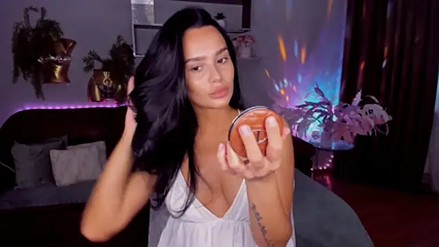 Snapshot of DanaSincere chatting on 22, 5, 2026 DanaSincere online show from 22, 5, 2026