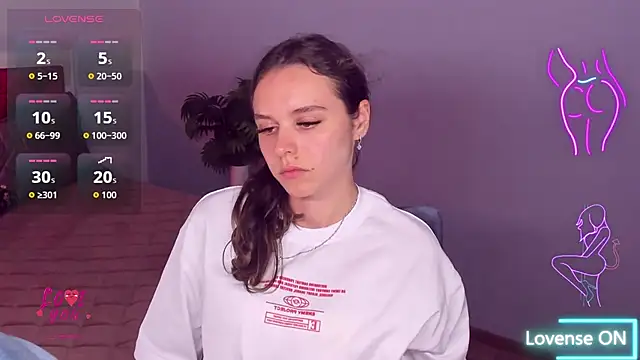 EmelyMason online show from 17, 6, 2026