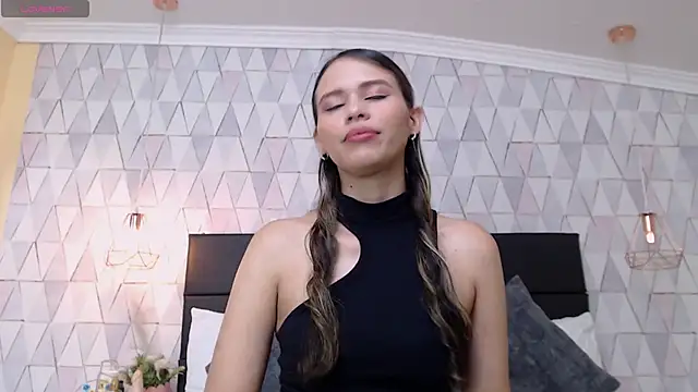 LiliJensen online show from 6, 10, 2025