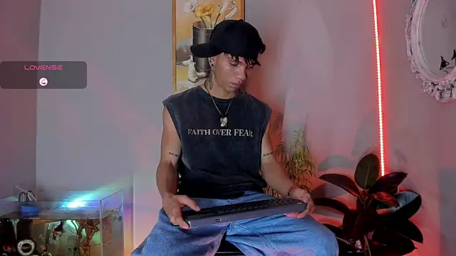 CRAZY-BOY99 online show from 16, 11, 2025