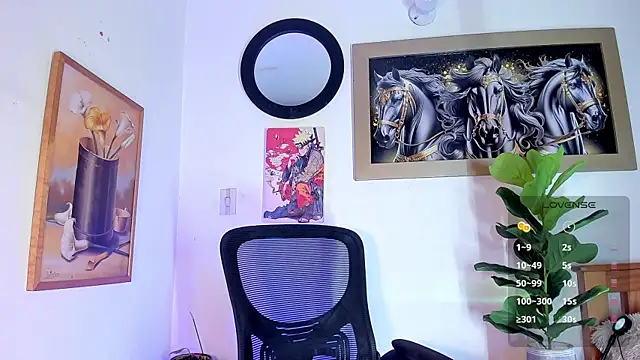 CRAZY-BOY99 online show from 30, 4, 2026