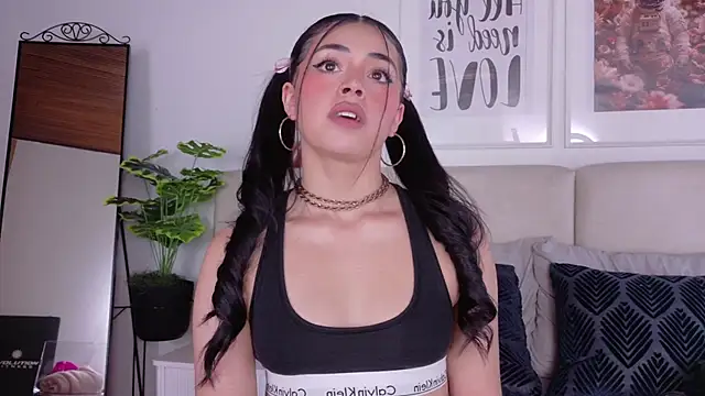 SaritaBratz online show from 25, 2, 2026