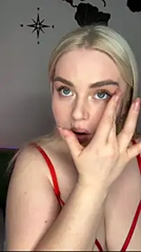 Snapshot of April_Vancee chatting on 9, 3, 2026 April Vancee online show from 9, 3, 2026