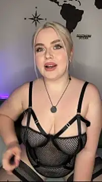 Snapshot of April_Vancee chatting on 20, 3, 2026 April Vancee online show from 20, 3, 2026