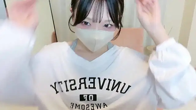 mami-pokoch online show from 28, 11, 2025