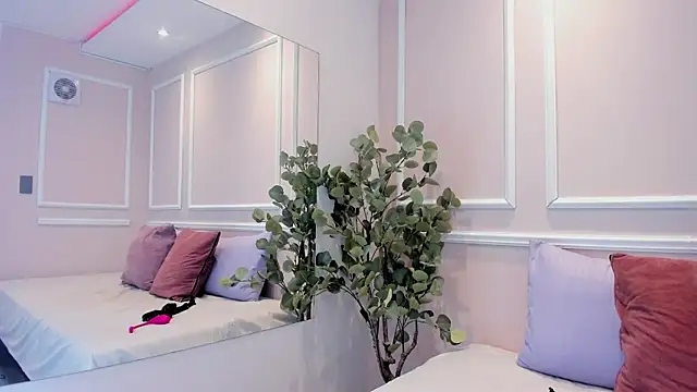 Lucy Canel online show from 9, 1, 2026