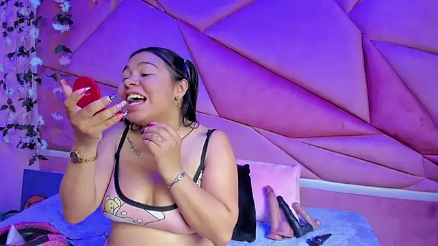  Violeta 18 online show from 17, 10, 2025