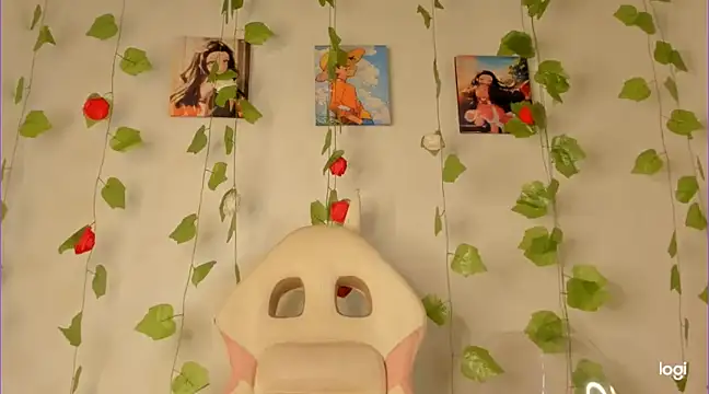 Aprillebony online show from 15, 3, 2025