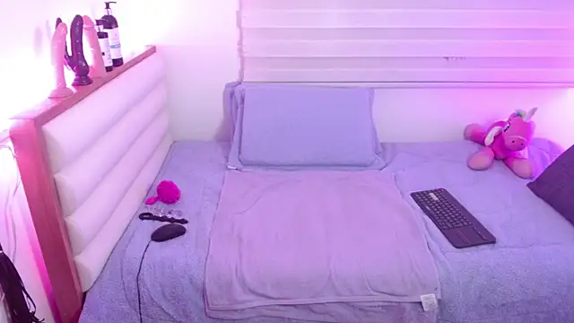 Snapshot of scarlettbooty chatting on 25, 4, 2026 scarlettbooty online show from 25, 4, 2026