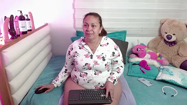 Snapshot of scarlettbooty chatting on 23, 5, 2026 scarlettbooty online show from 23, 5, 2026