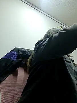 Snapshot of mandy-moore chatting on 1, 4, 2026 mandy-moore online show from 1, 4, 2026