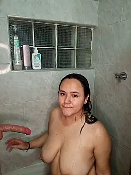 Snapshot of mandy-moore chatting on 4, 4, 2026 mandy-moore online show from 4, 4, 2026