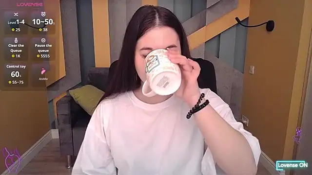 ElinaMils online show from 19, 5, 2026
