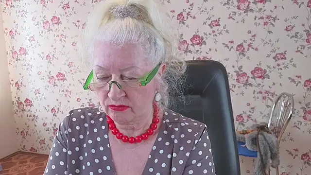 Maya Mayflower online show from 15, 2, 2026