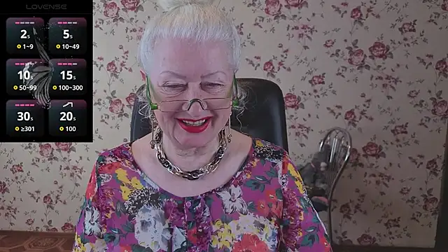 Maya Mayflower online show from 28, 4, 2026